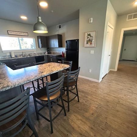 Bringham'S Mill Apartments Perfect For Groups Full Kitchen Gym And Free Parking Rexburg Exterior photo