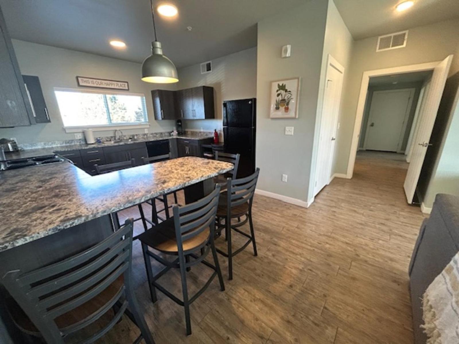 Bringham'S Mill Apartments Perfect For Groups Full Kitchen Gym And Free Parking Rexburg Exterior photo